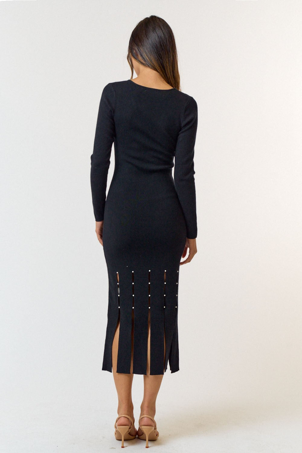 Vestido Negro con Flecos