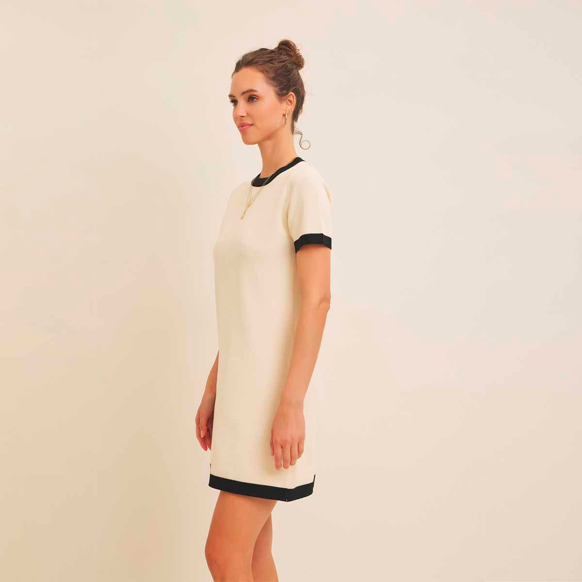 Vestido Crema con Lineas Contraste