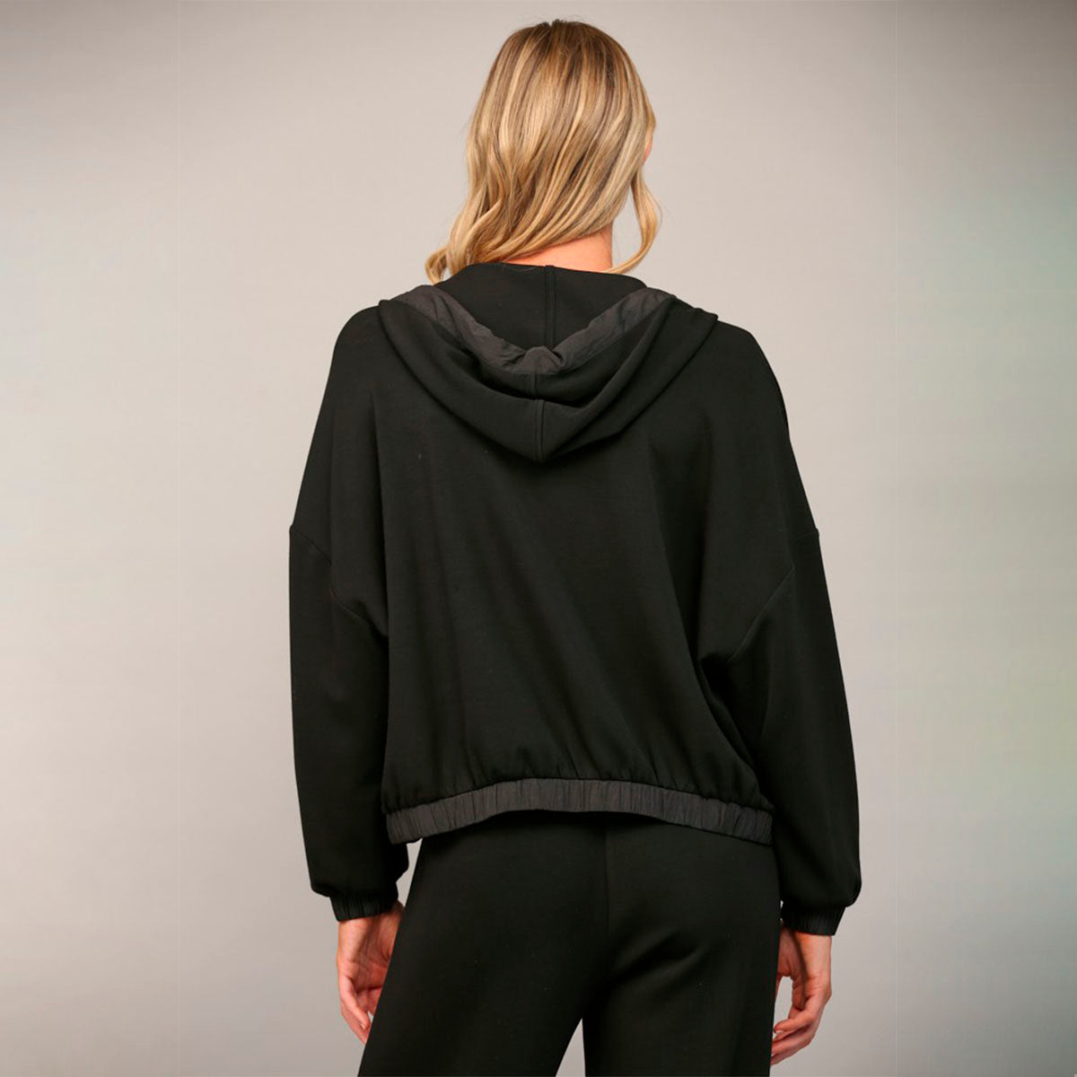 Set Negro Deportivo