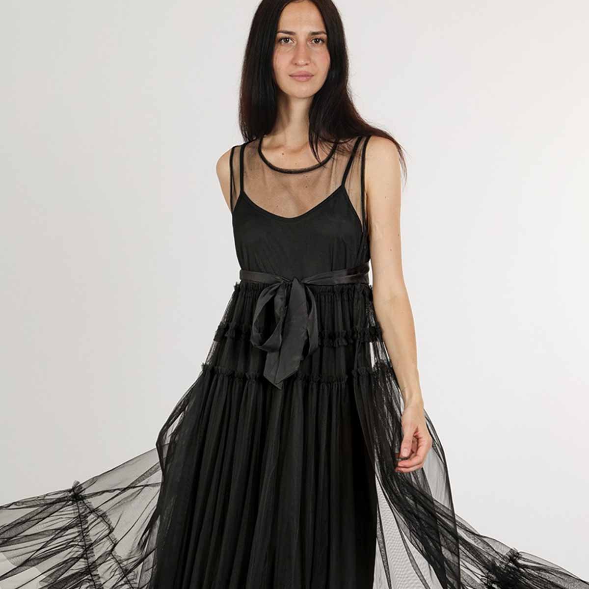 Vestido Negro Tul