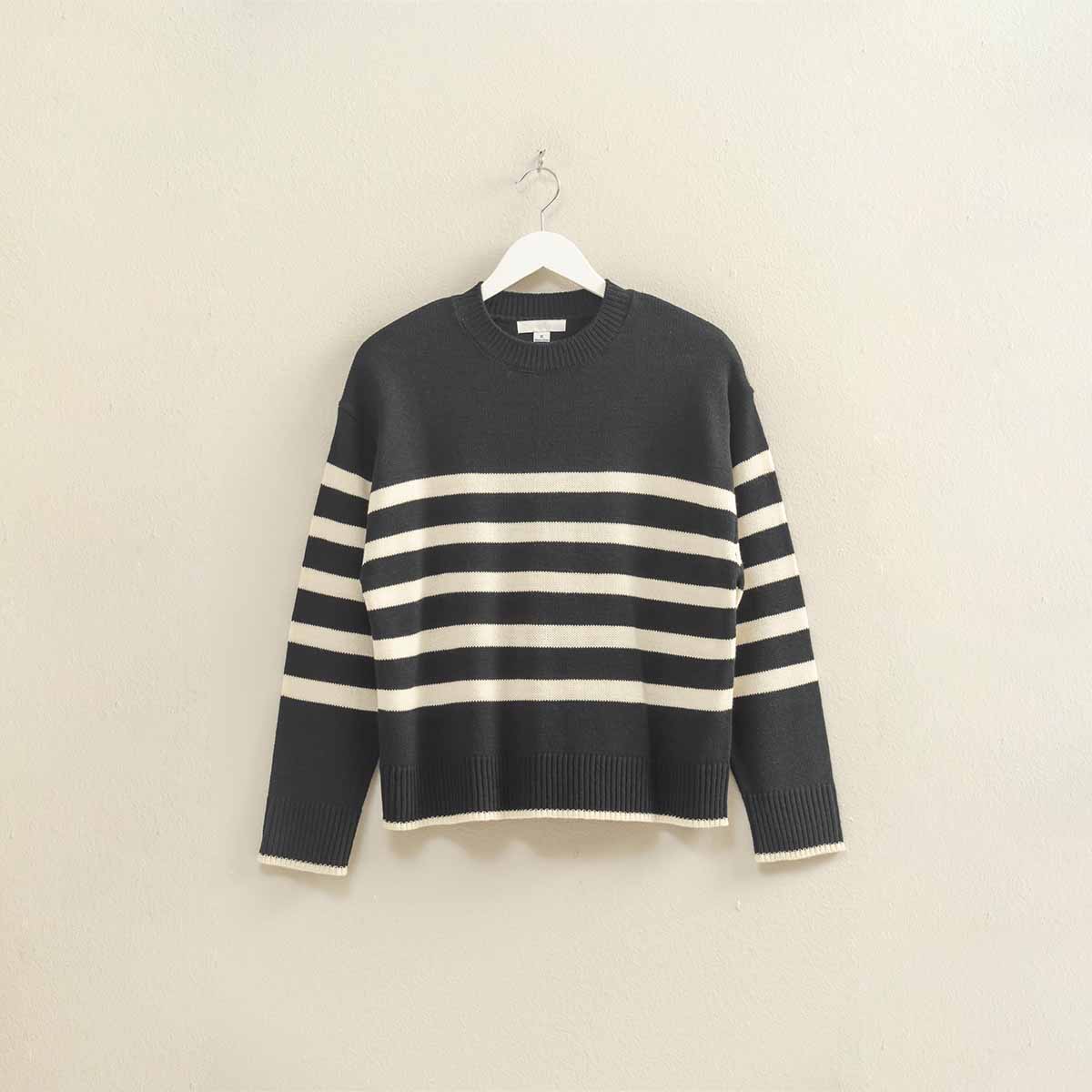 Sueter Negro de Rayas