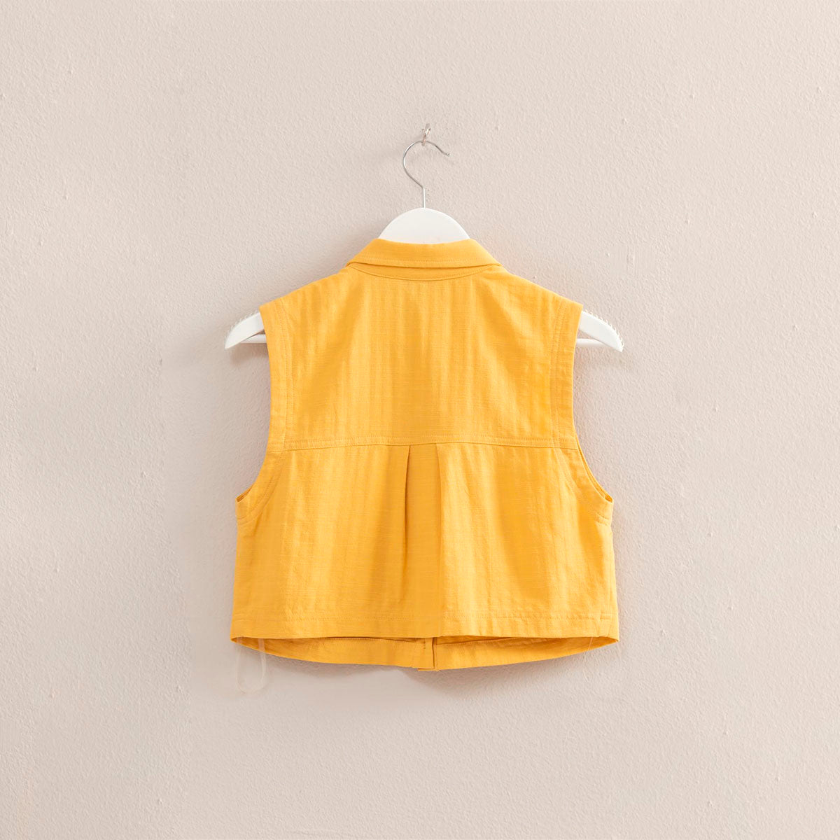 Blusa Mostaza sin Mangas