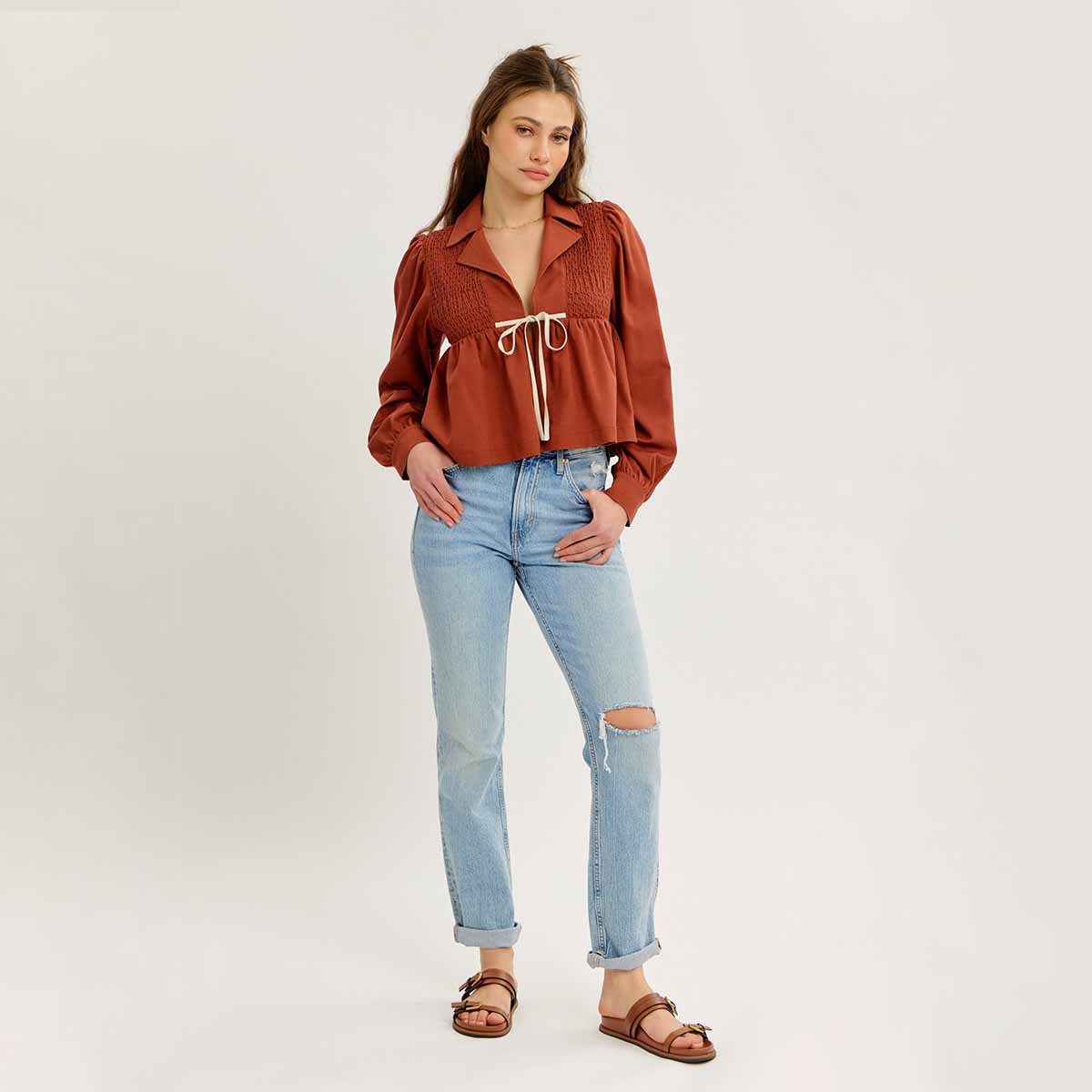 Blusa Ladrillo con Detalle de Lazo