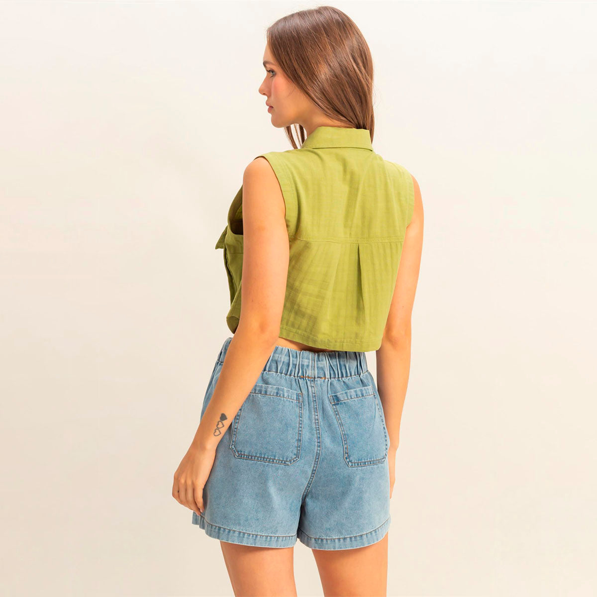 Blusa Verde sin Mangas