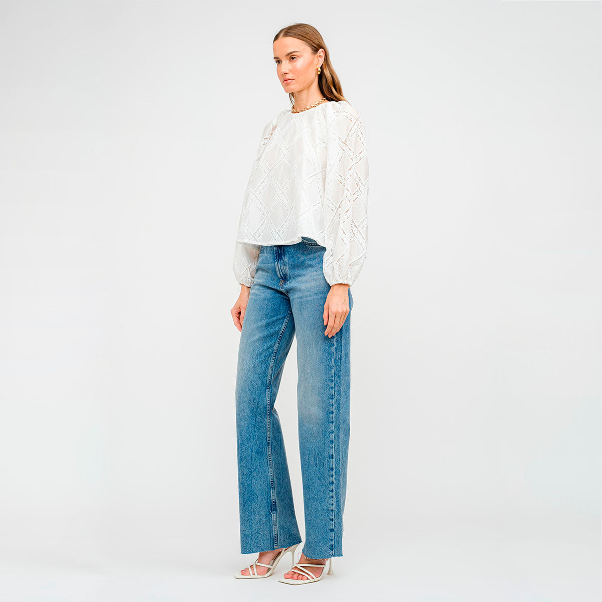 Blusa Blanca con Encaje
