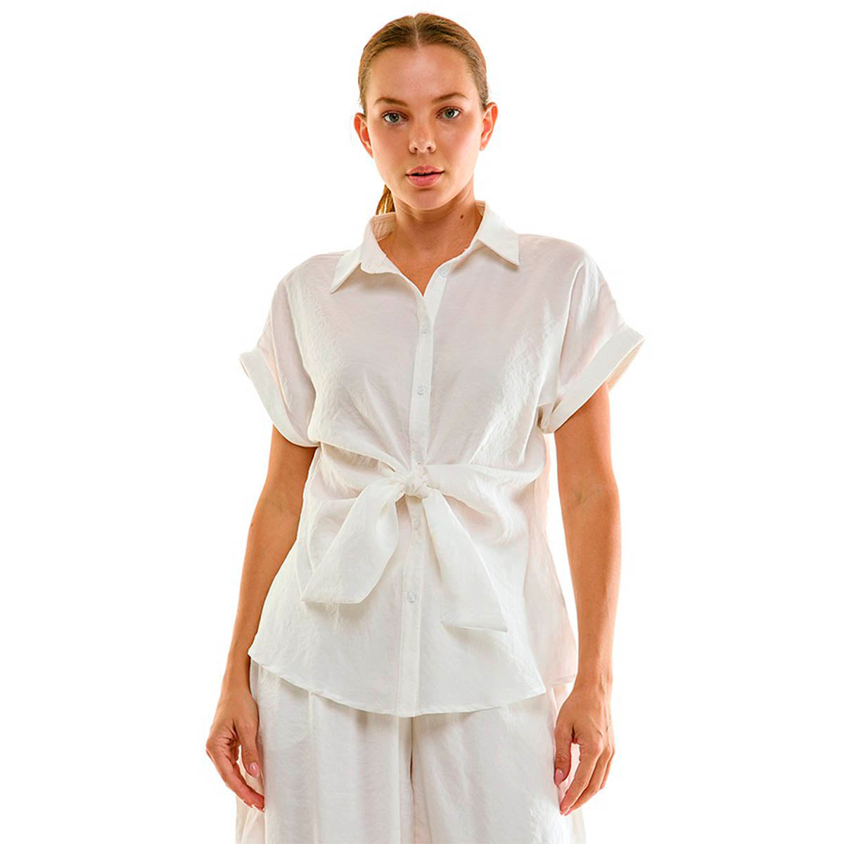 Blusa Blanca con Detalle