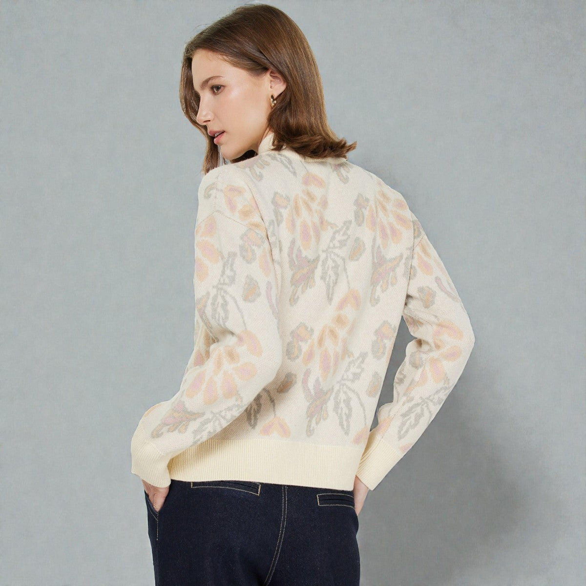 Sueter Beige con Detalle