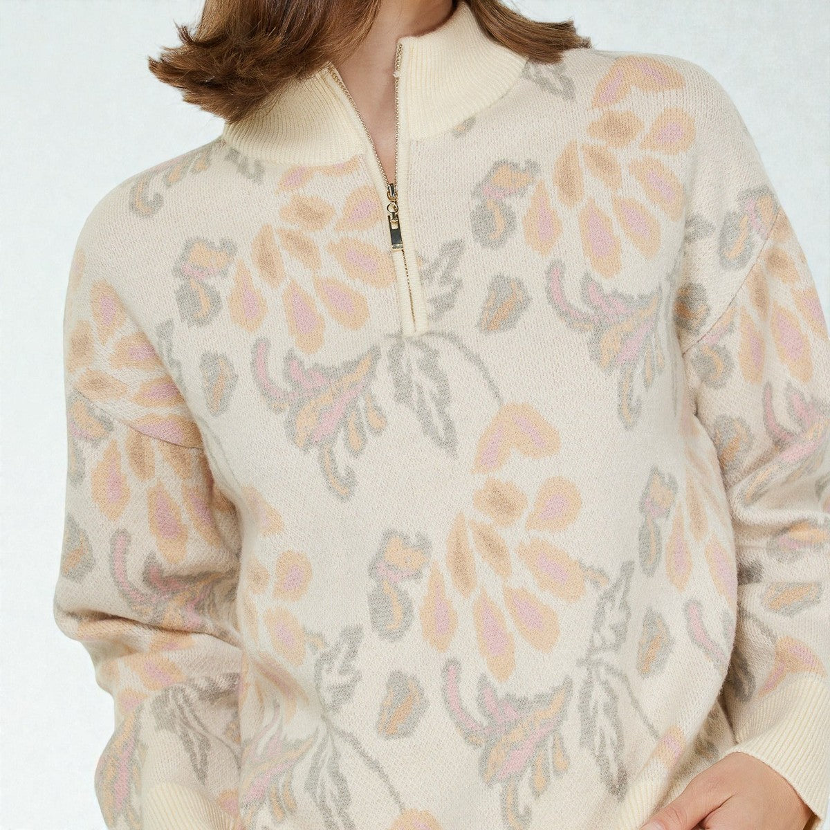 Sueter Beige con Detalle