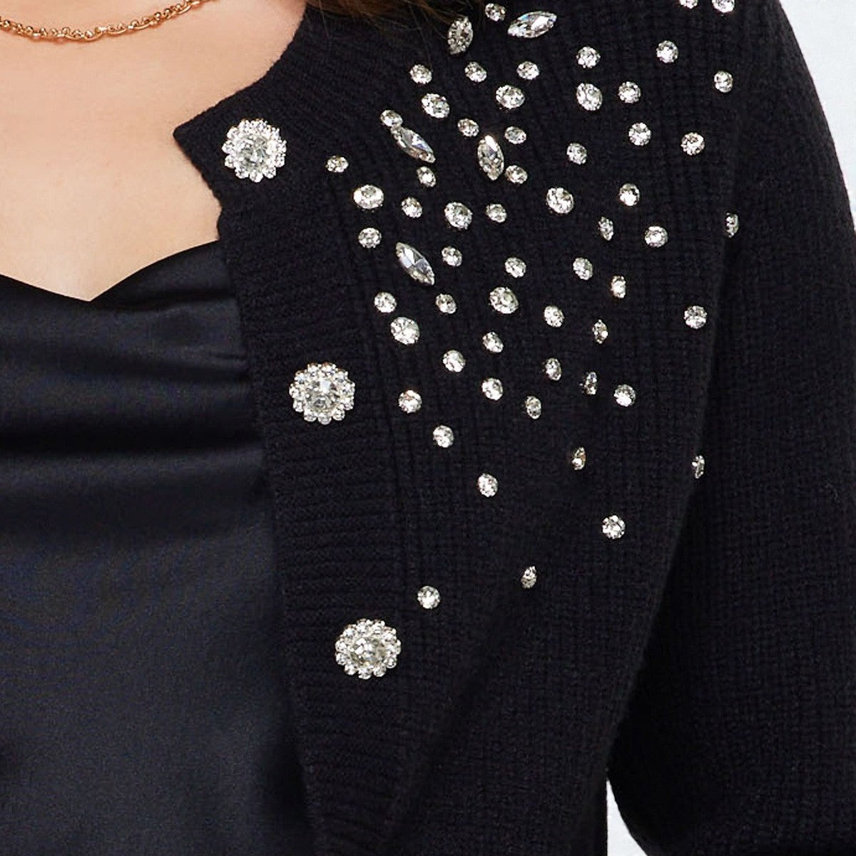 Sueter Negro con Decoracion