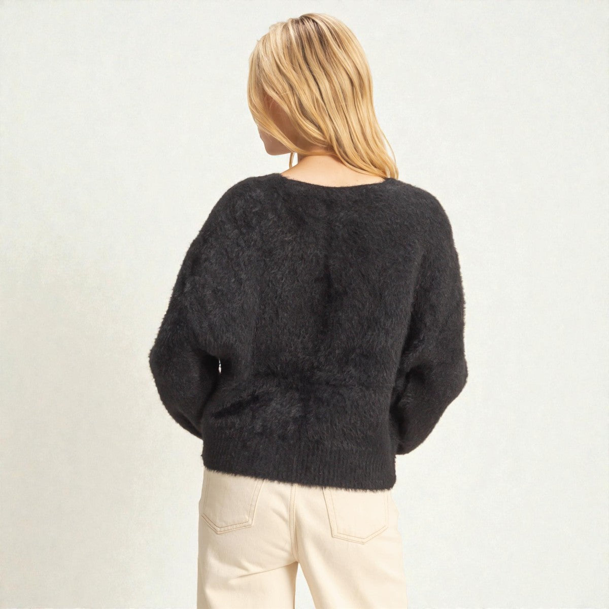 Sueter Negro con Moños