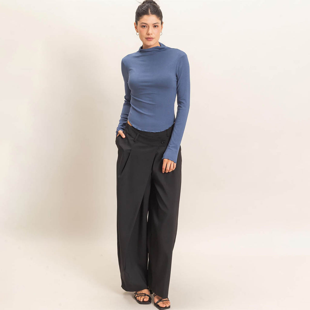 Pantalon Negro Corte Asimetrico