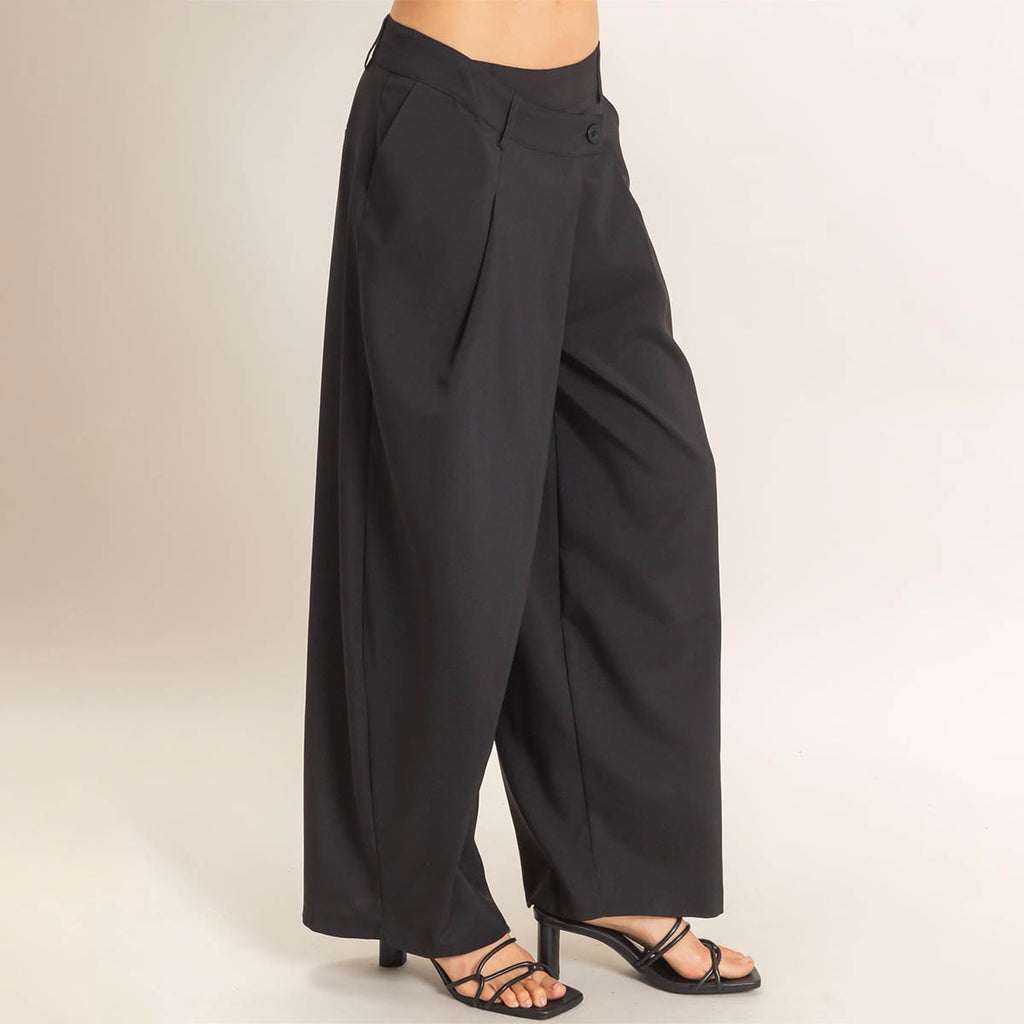 Pantalon Negro Corte Asimetrico
