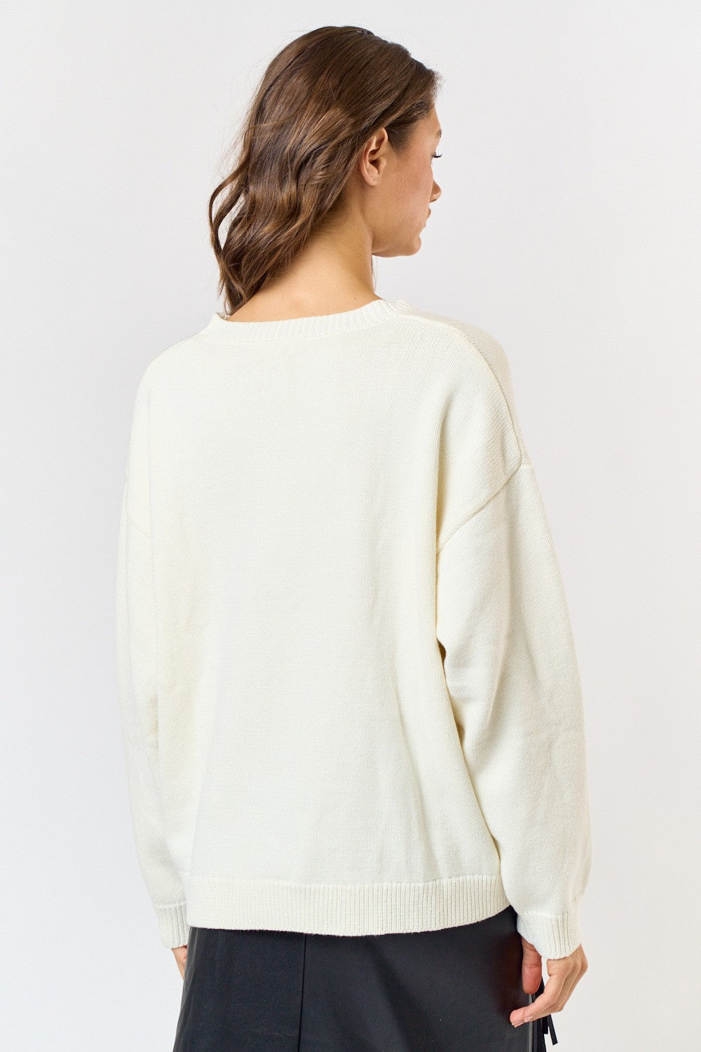 Sueter Beige con Detalles de Aberturas