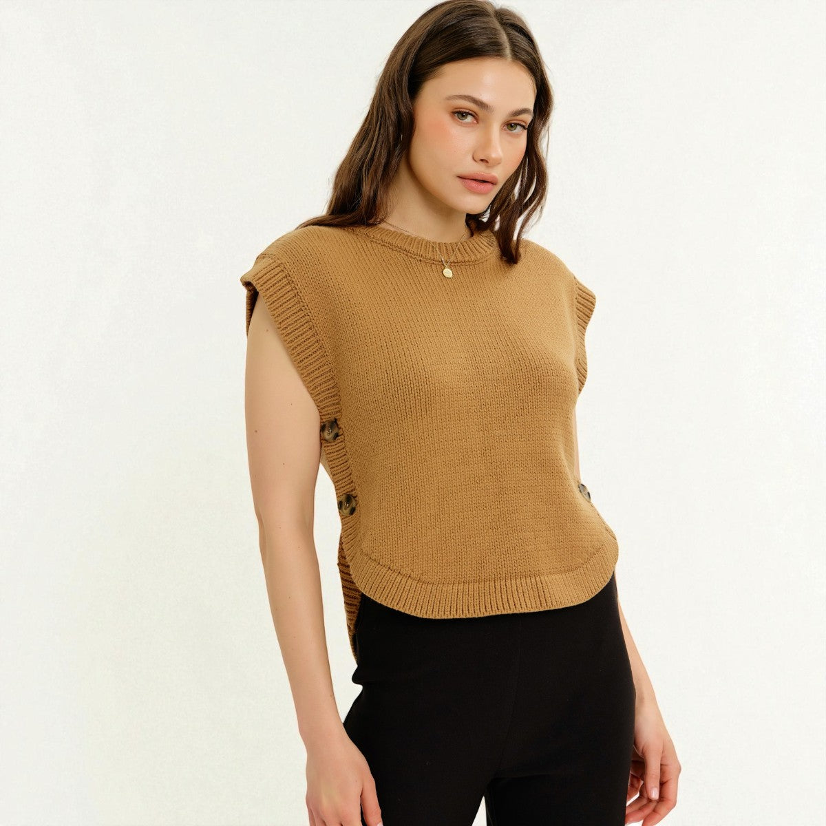 Chaleco Camel con Detalle