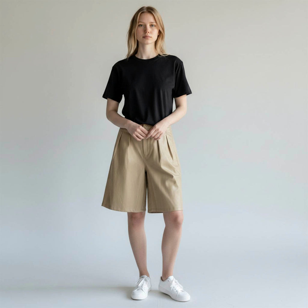 Short Beige Vinipiel