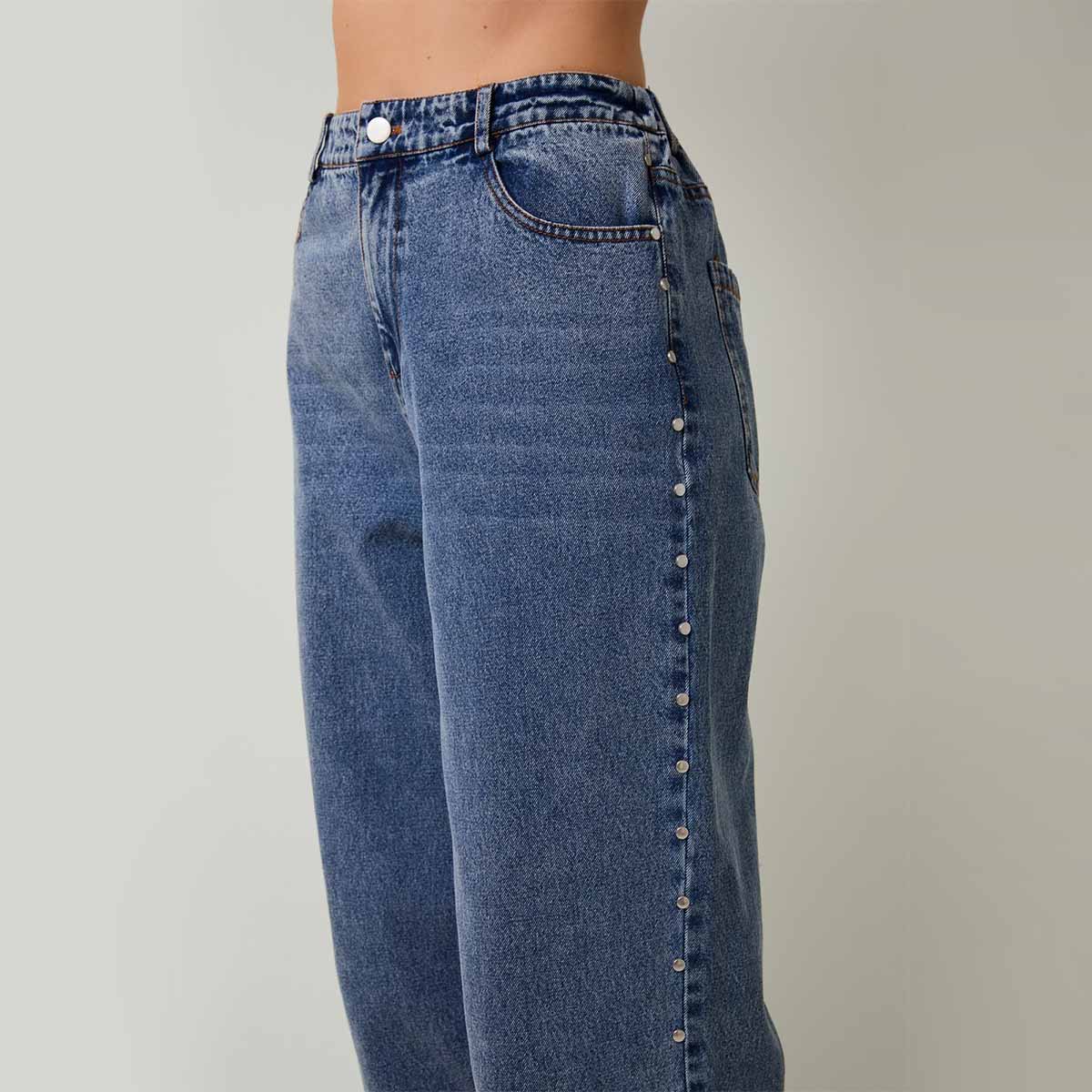 Jeans Azul con Detalles Laterales