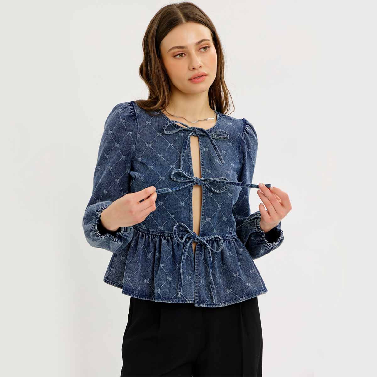 Blusa Azul con Moños