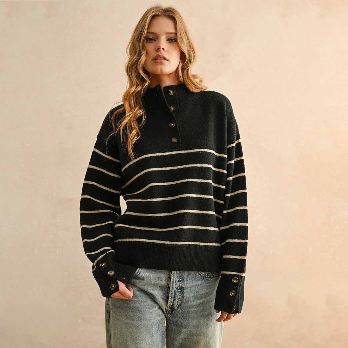 Sueter Negro de Rayas