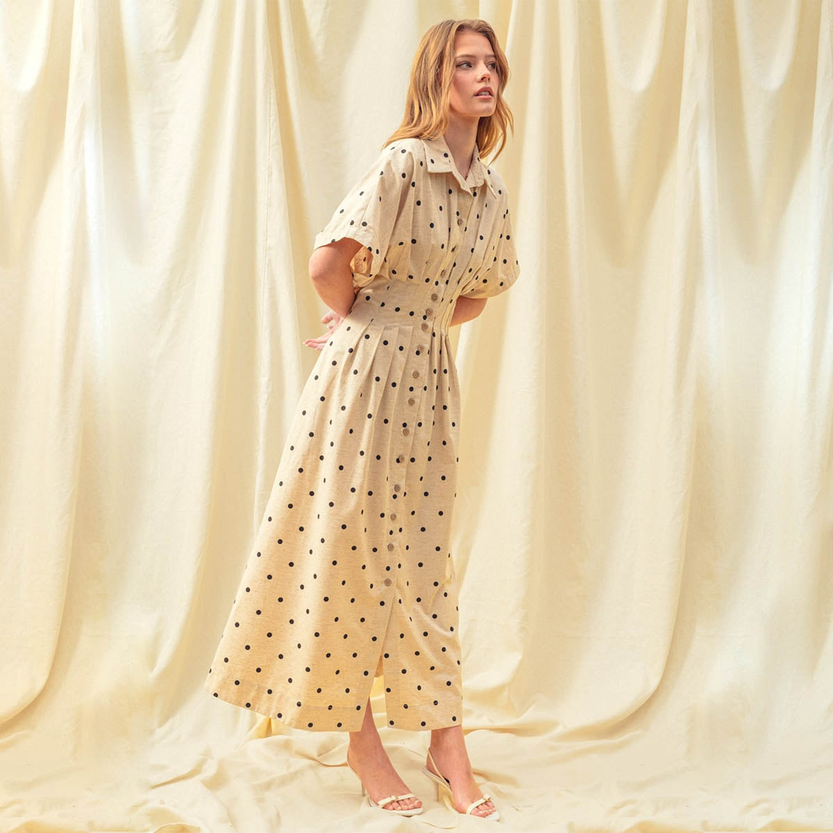 Vestido Beige con Estampado