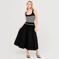 Vestido Negro de Rayas