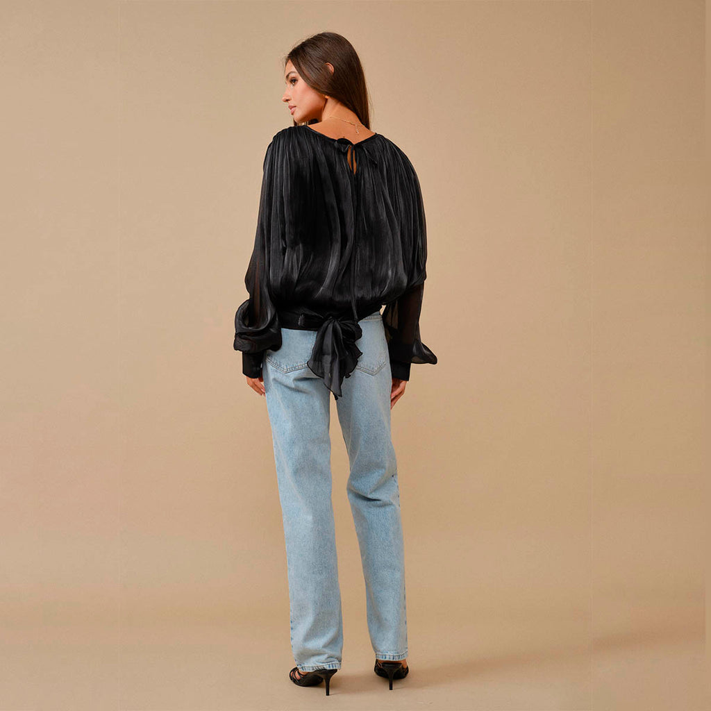 Blusa Negra Bombacha