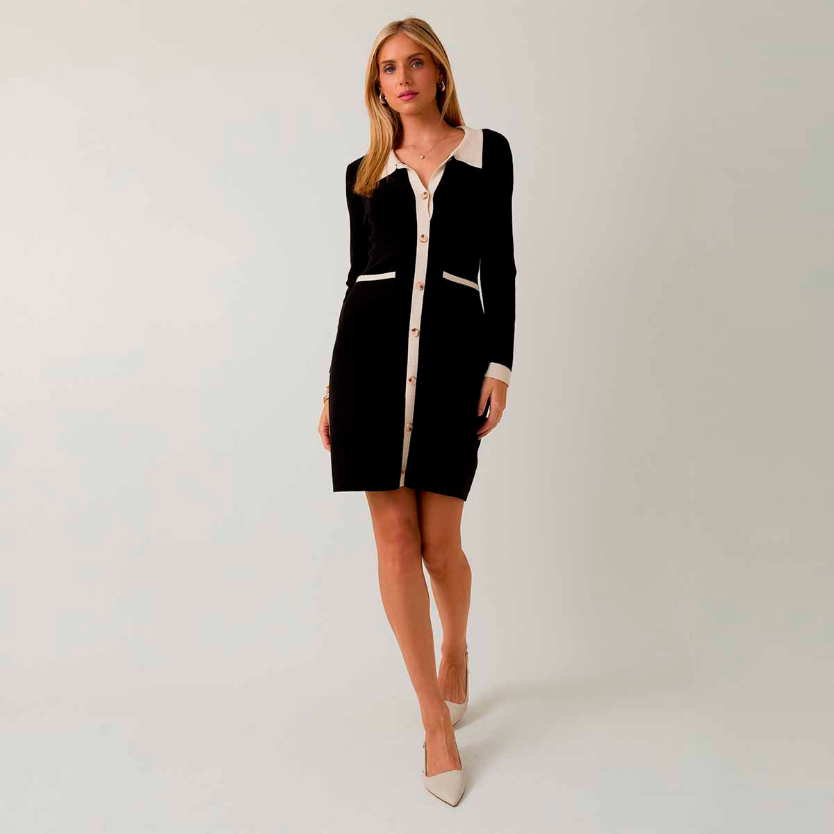 Vestido Negro con Tiras Blancas