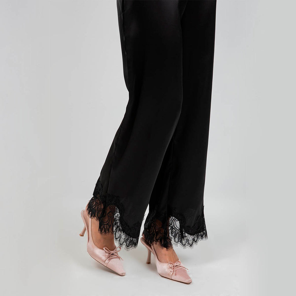 Pantalon Negro con Detalles