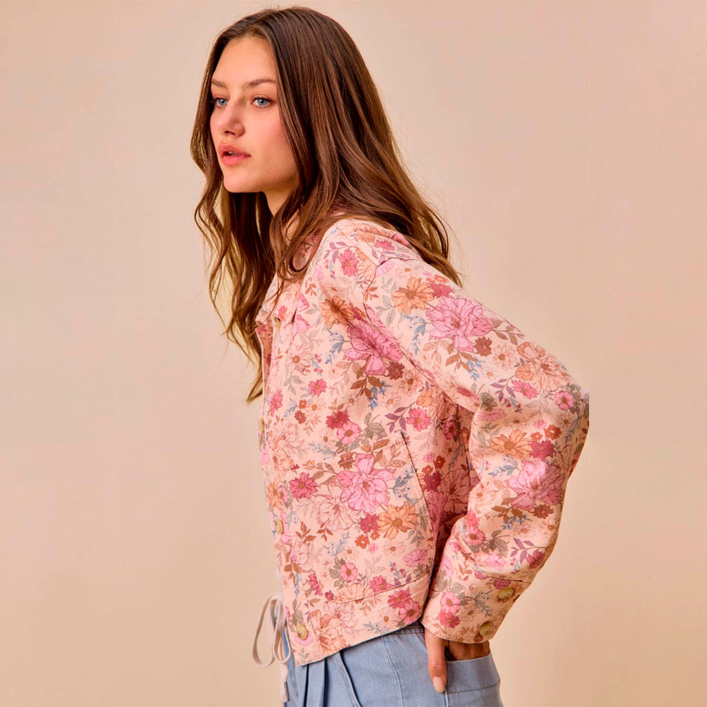 Chamarra Rosa con Estampado