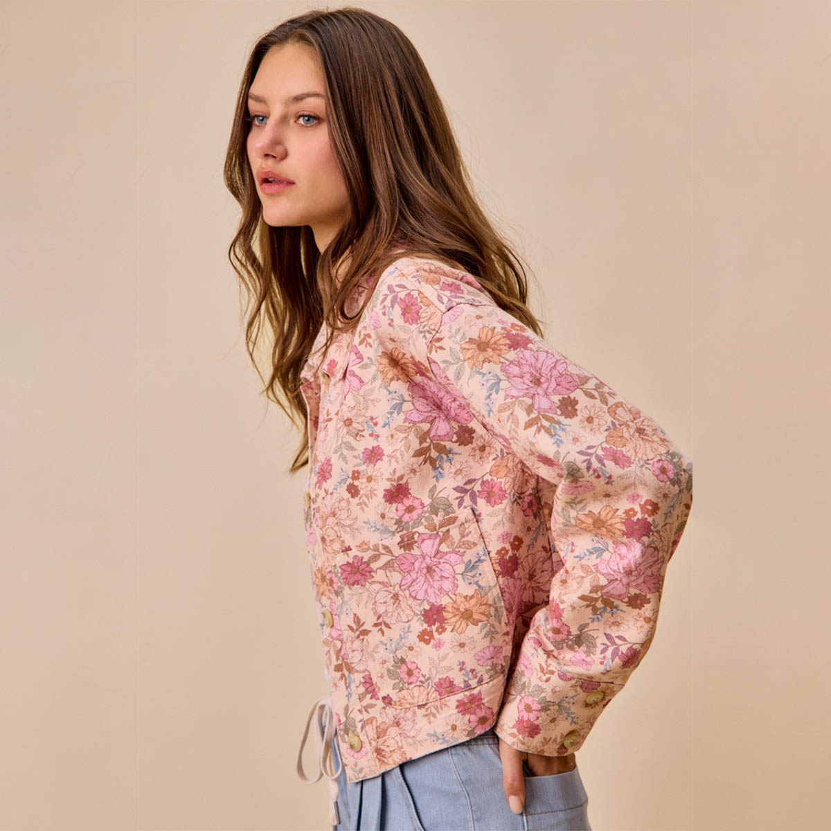 Chamarra Rosa con Estampado