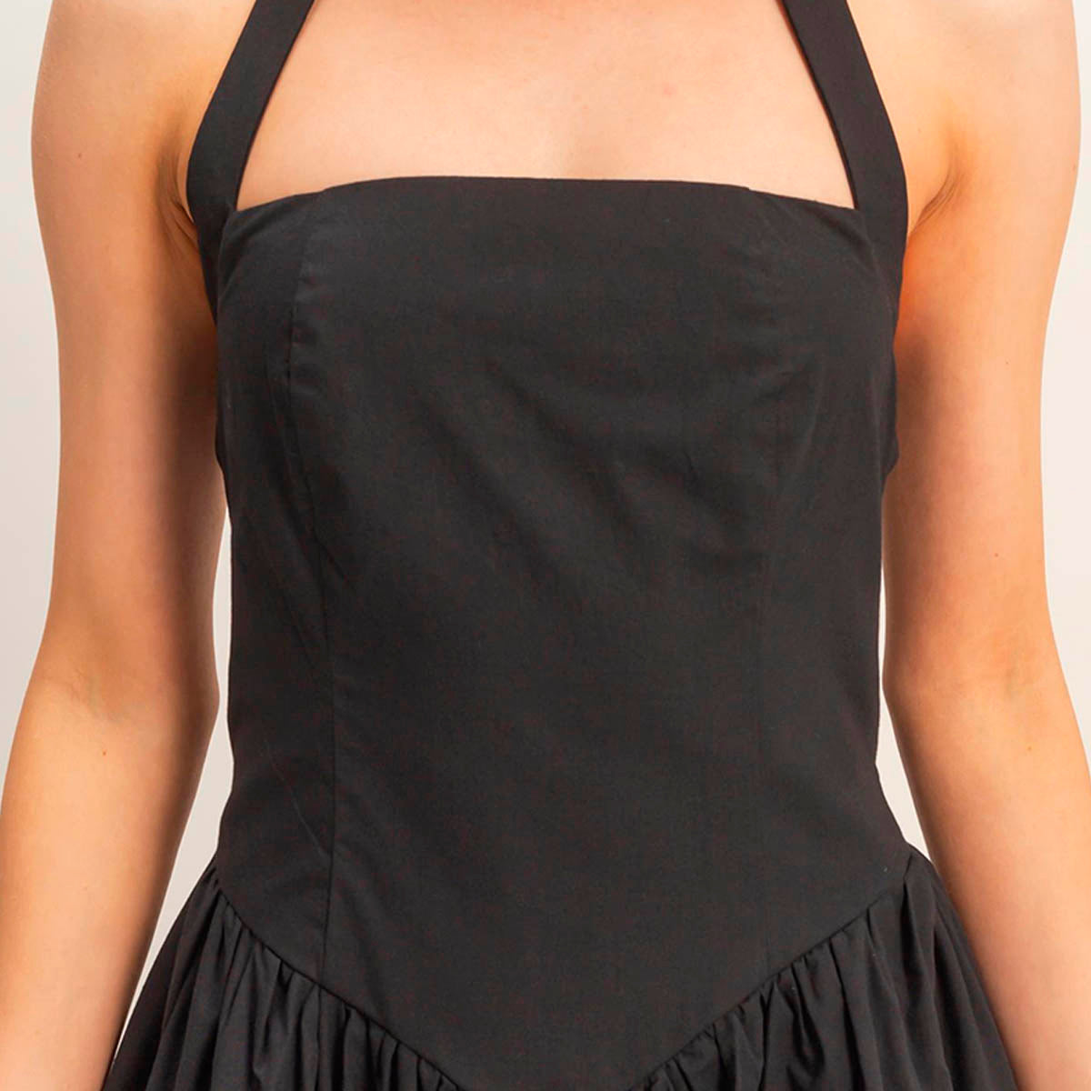 Vestido Negro Globo