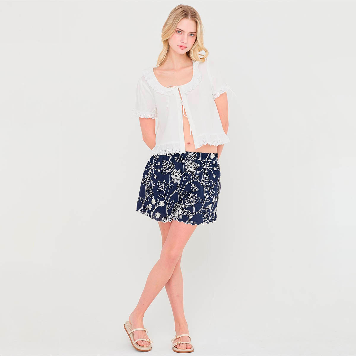 Blusa Blanca con Detalle