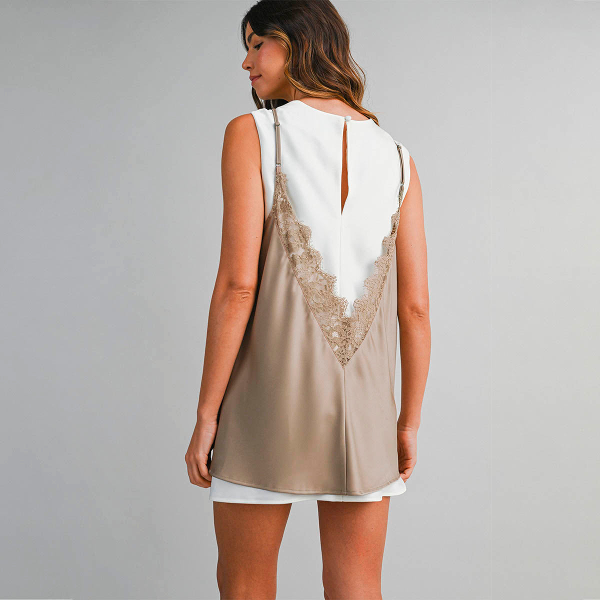 Vestido Beige/ Blanco
