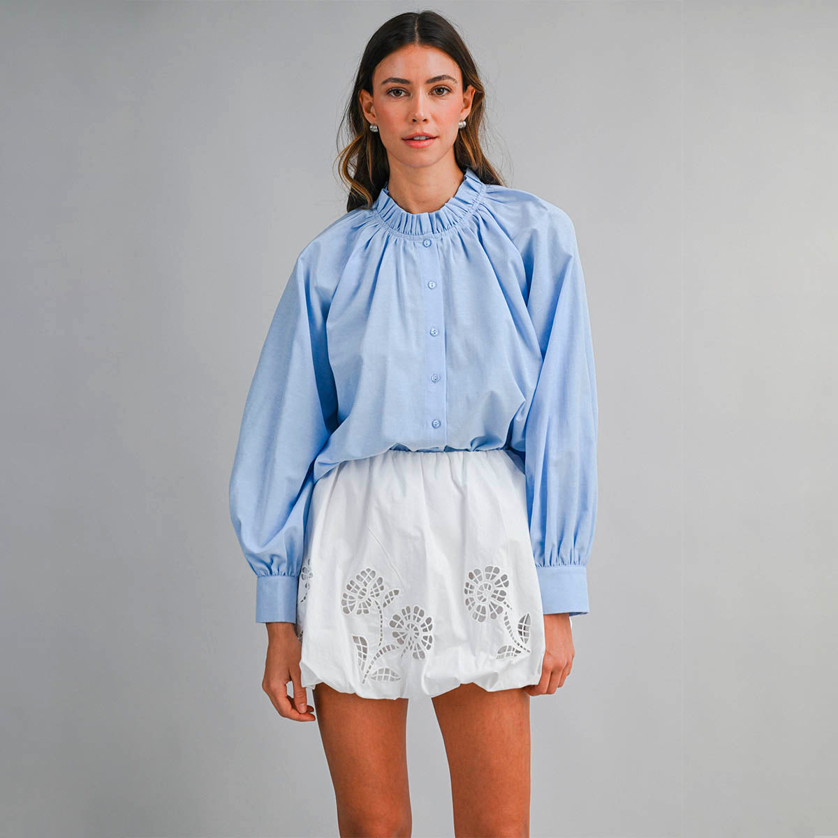 Blusa Azul Detalle en Cuello