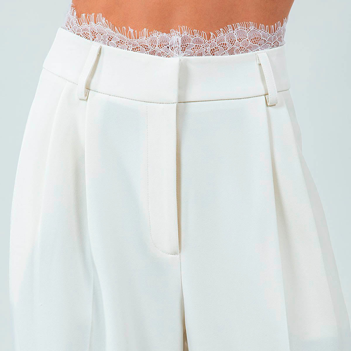 Pantalon Blanco con Encaje