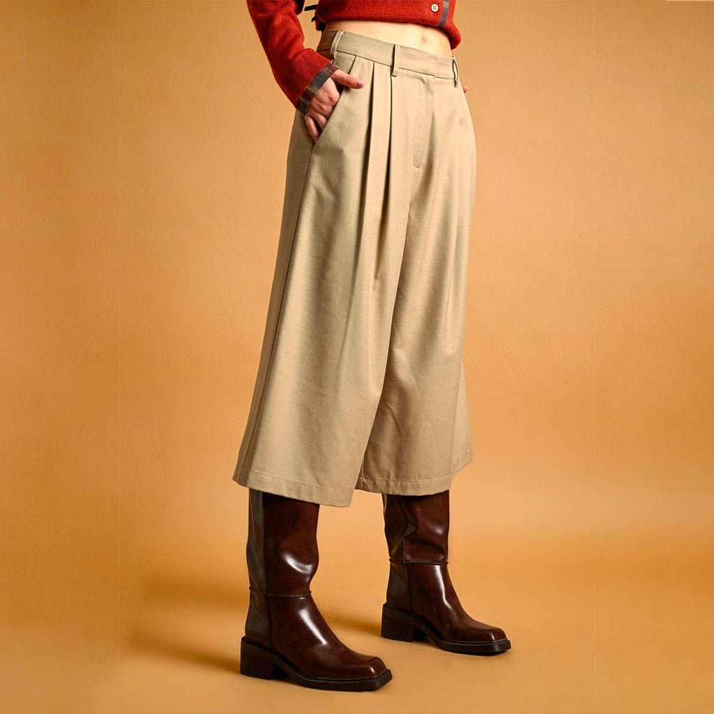 Pantalon Beige Corto