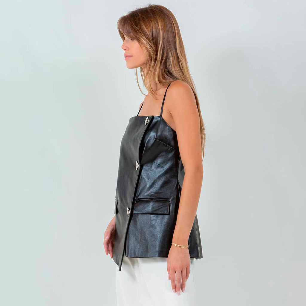 Blusa Negra de Vinipiel