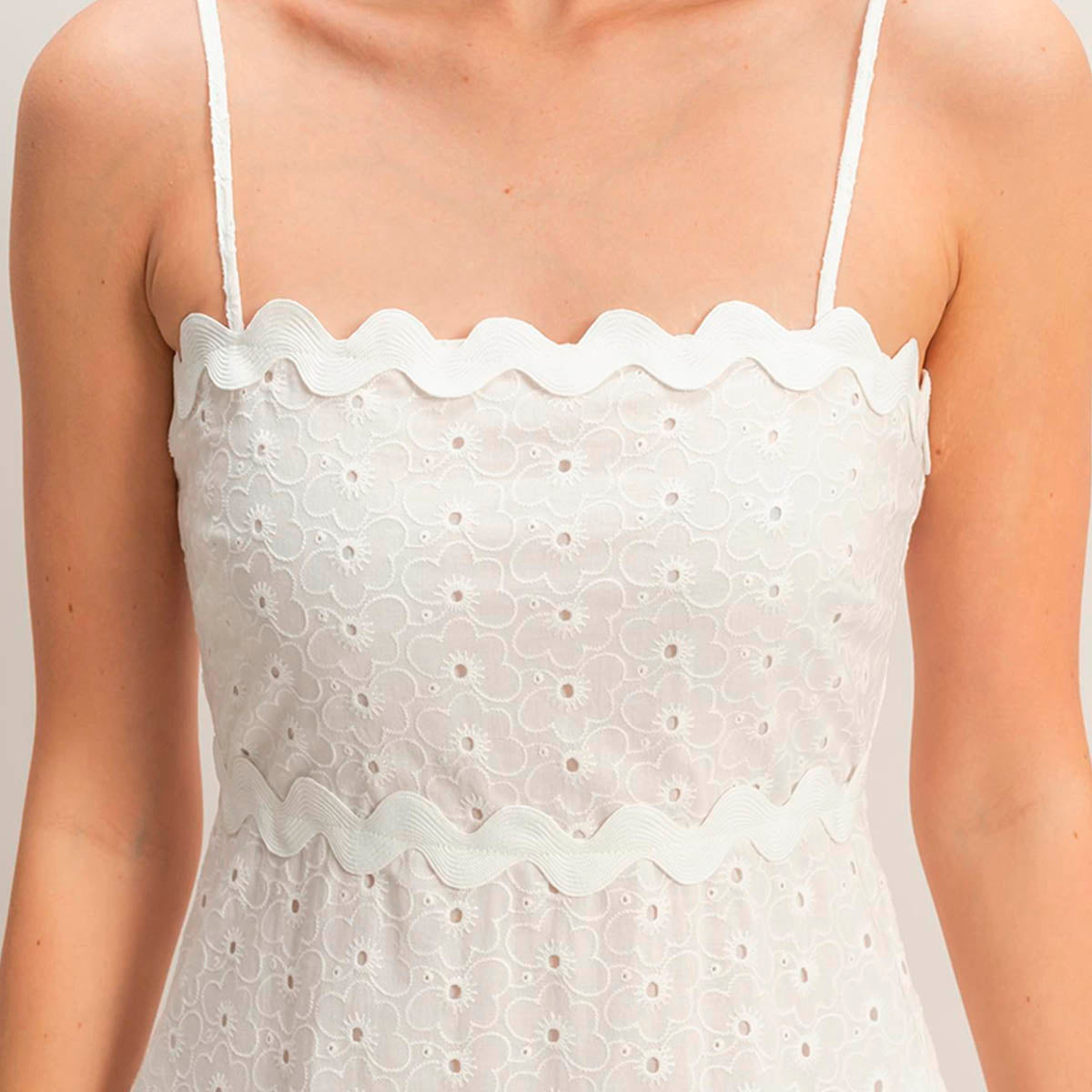 Vestido Blanco con Textura