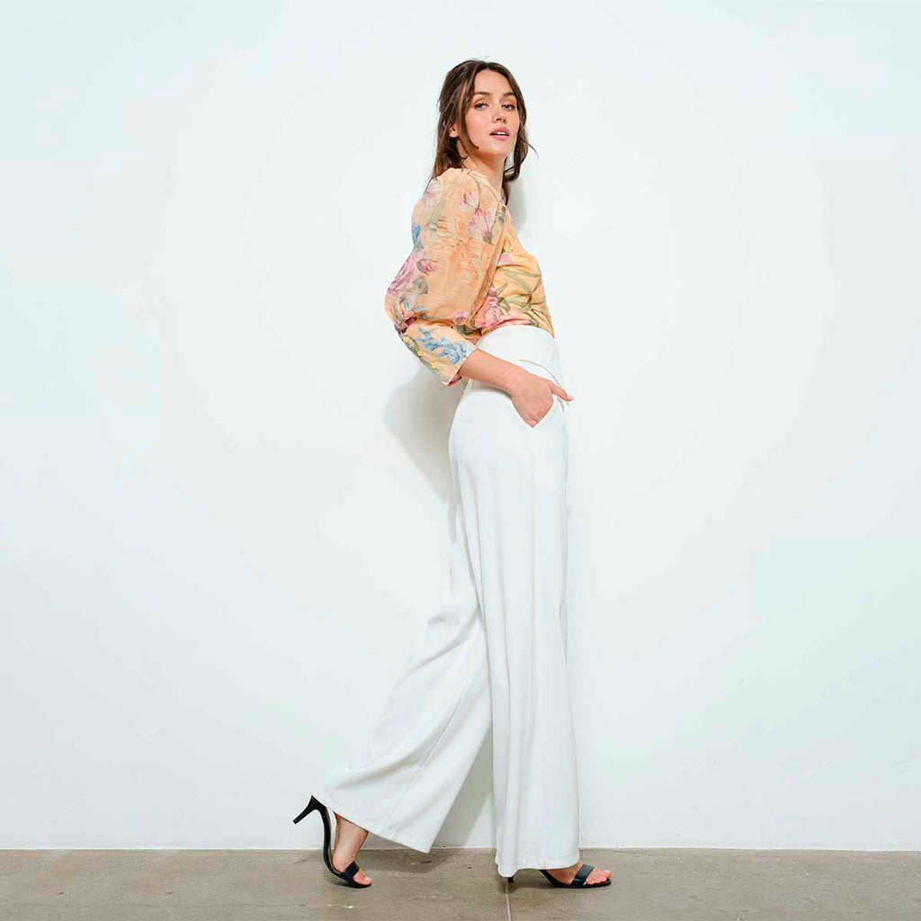 Blusa Amarilla con Mangas Abullonadas