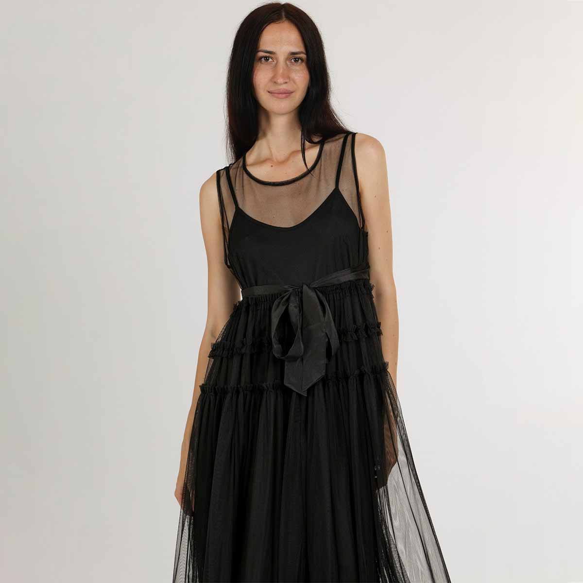 Vestido Negro Tul