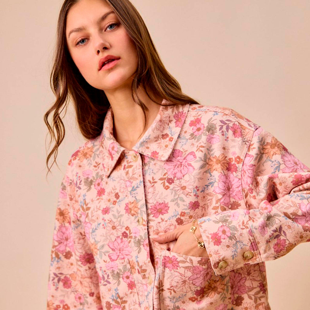 Chamarra Rosa con Estampado