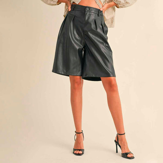 Short Negro de Vinipiel