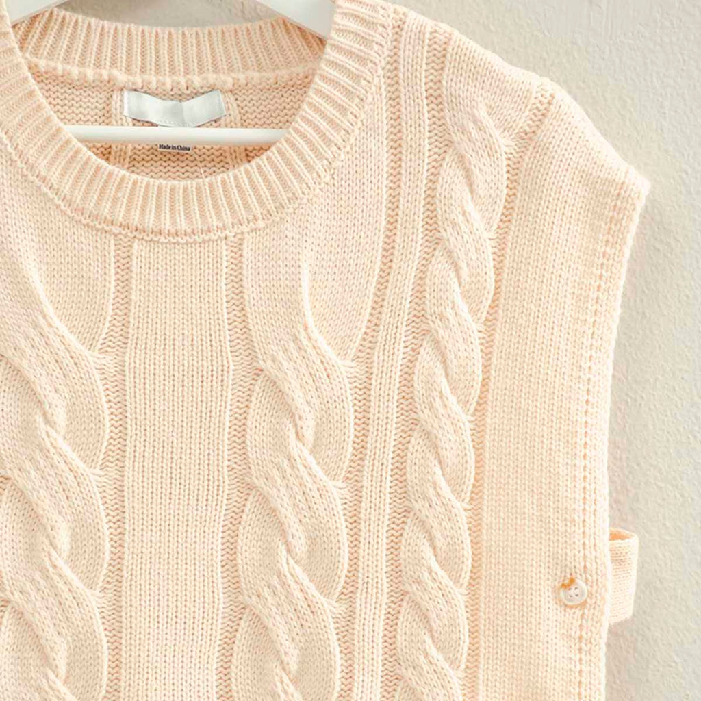 Chaleco Beige con Botones