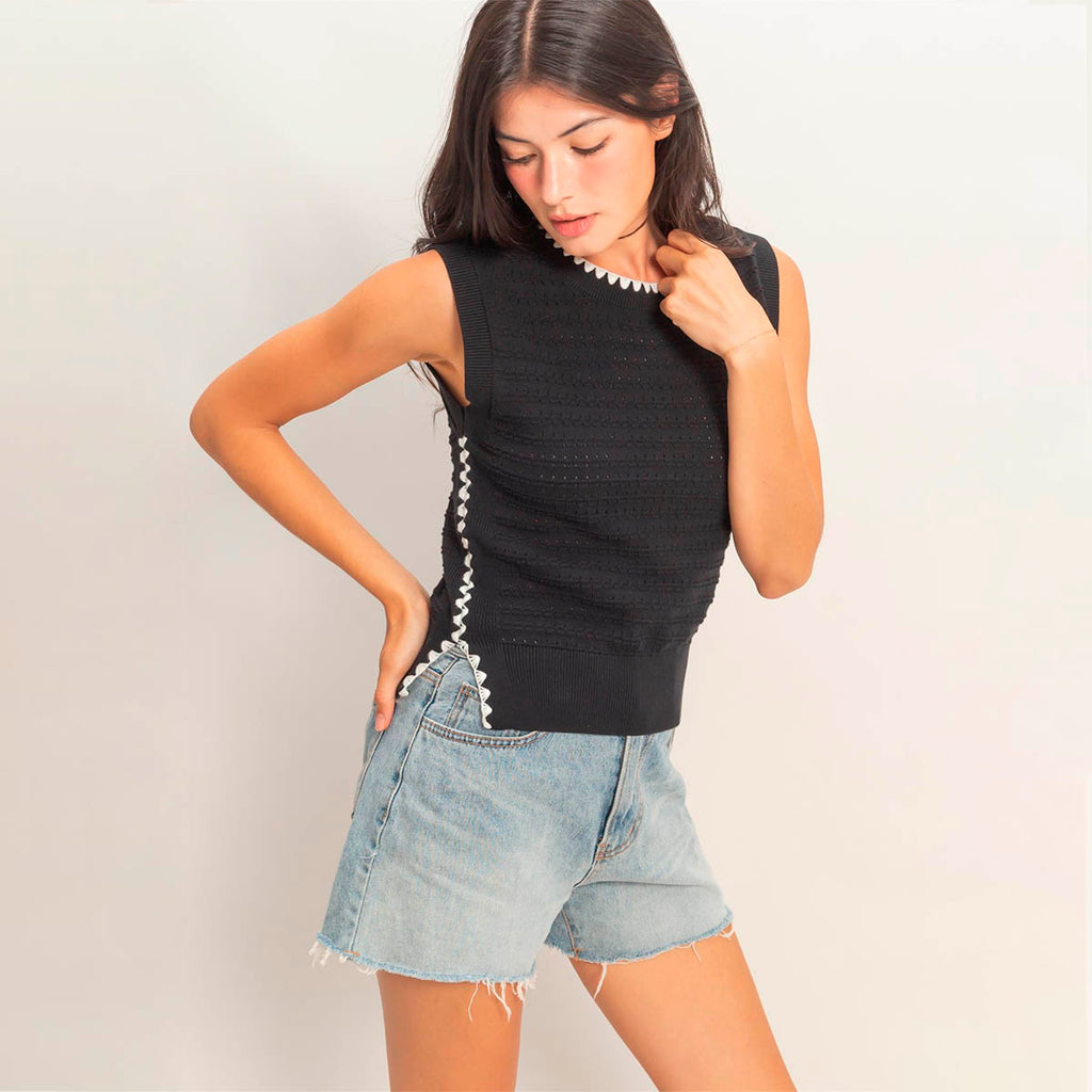 Blusa Negra con Decoracion