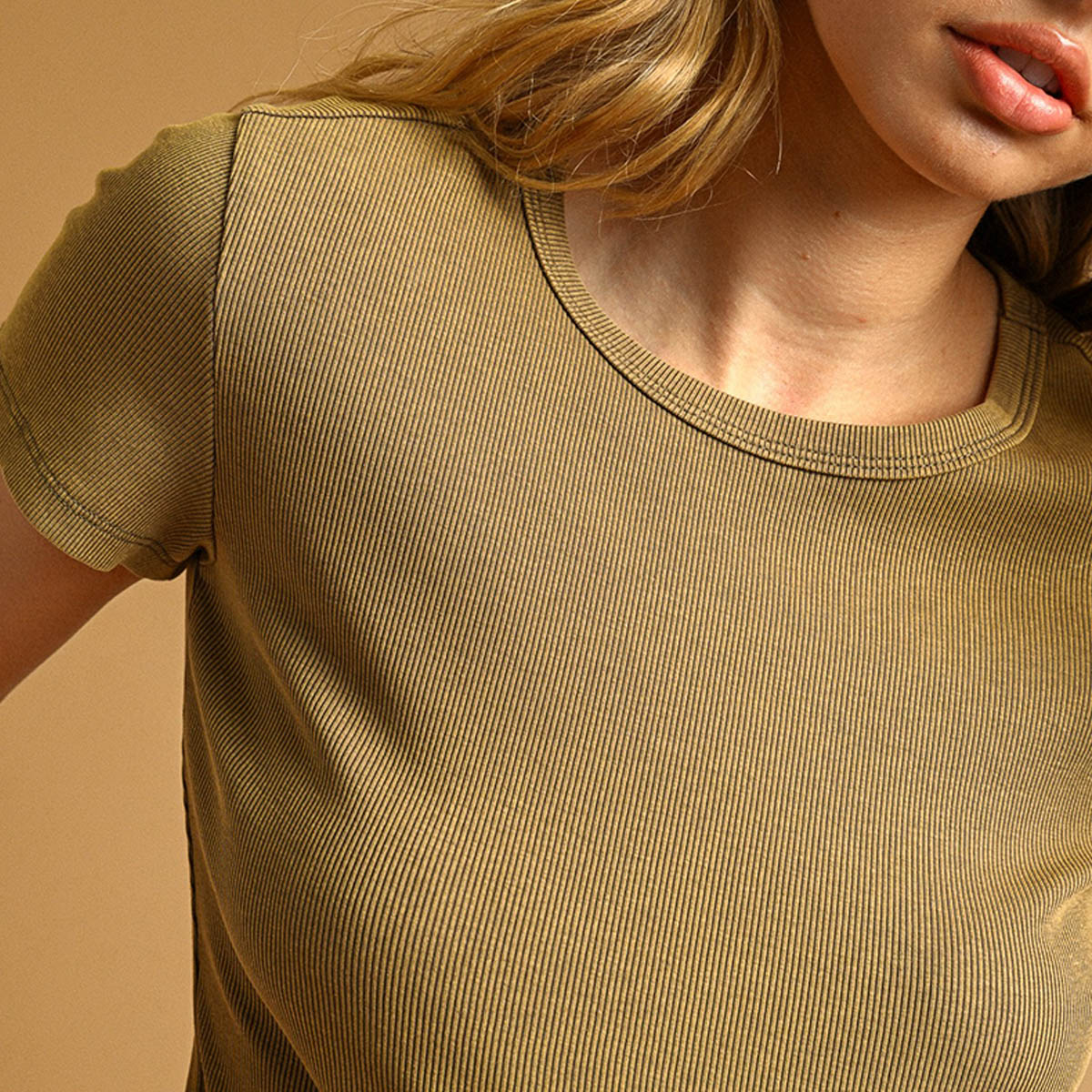 Blusa Olivo Basica