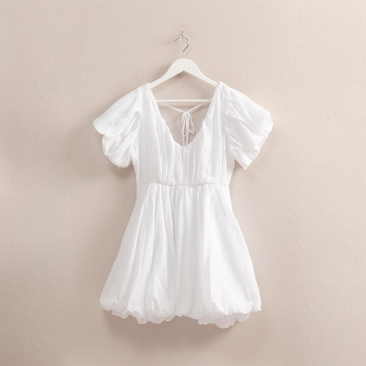 Vestido Blanco con Mangas Abullonadas