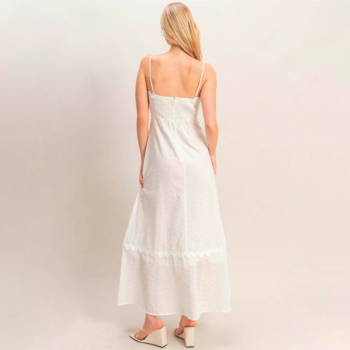 Vestido Blanco con Textura