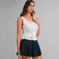 Blusa Blanca con Detalles