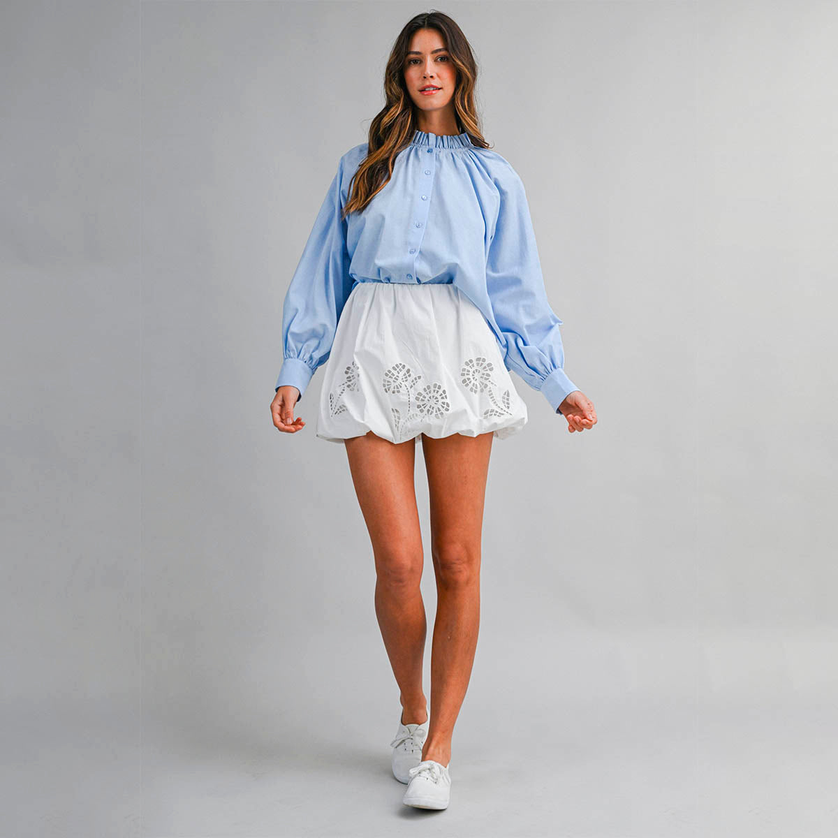 Blusa Azul Detalle en Cuello