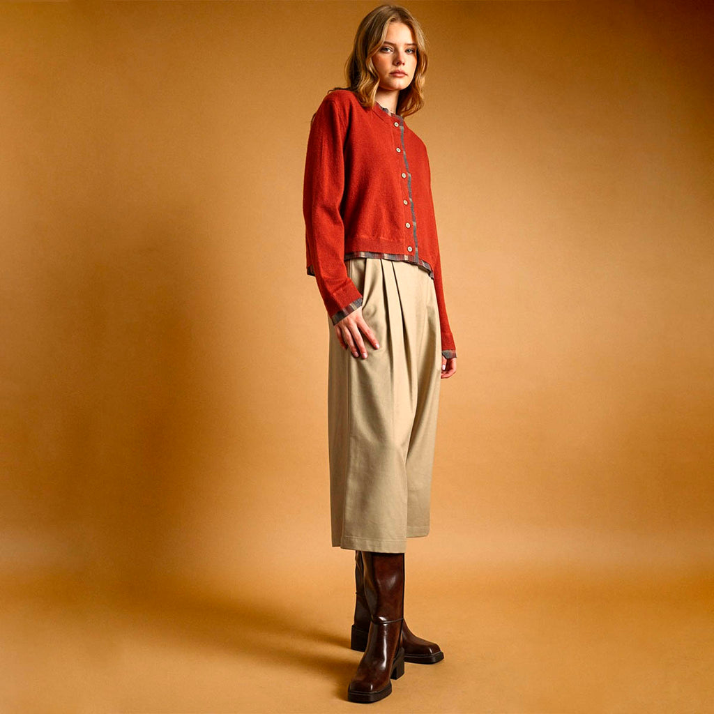 Pantalon Beige Corto