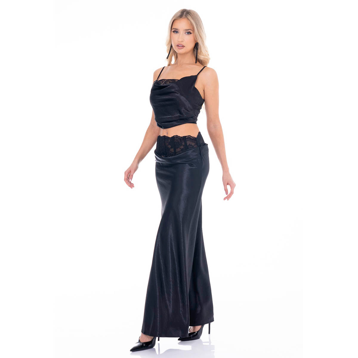 Set negro con Encaje